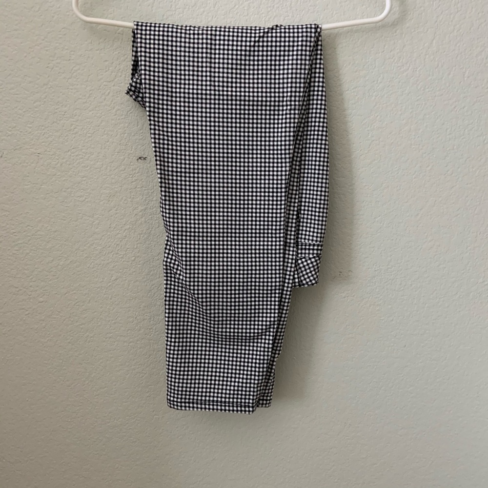 Cropped gingham pants